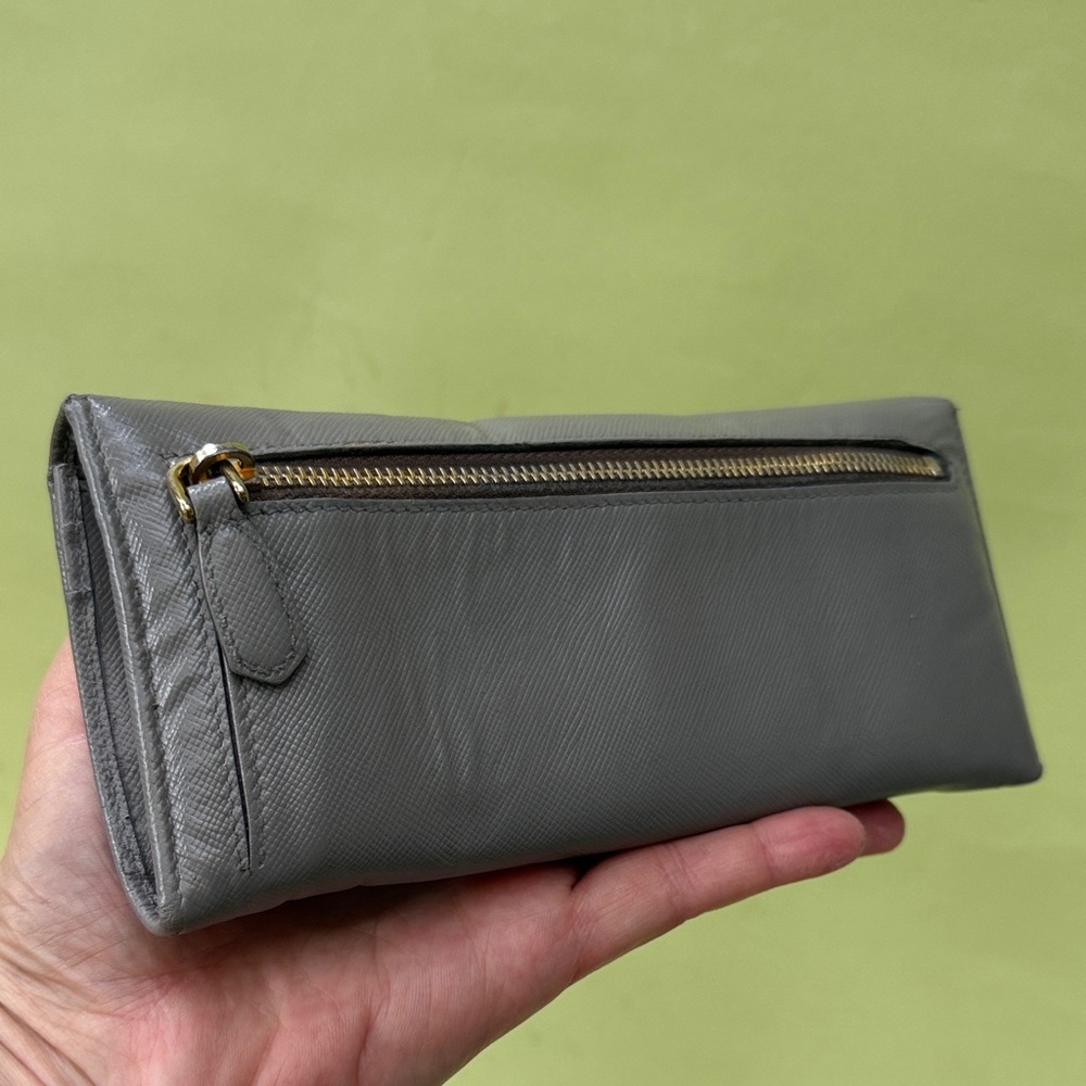 Vintage Prada Gray Leather Wallet - Picture 4 of 13